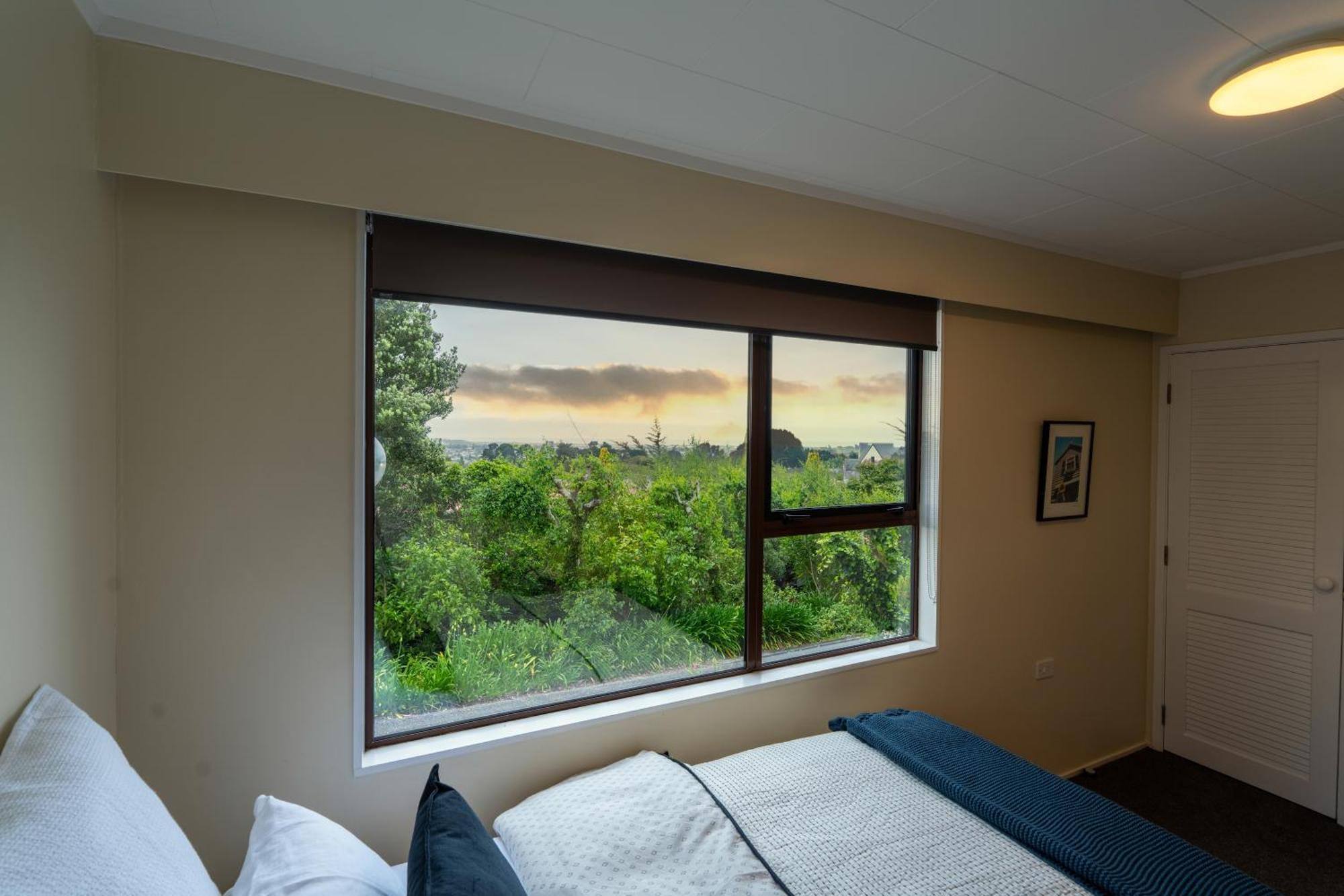 Cosy Unit With Incredible Views & Sky Tv Whanganui Exterior foto