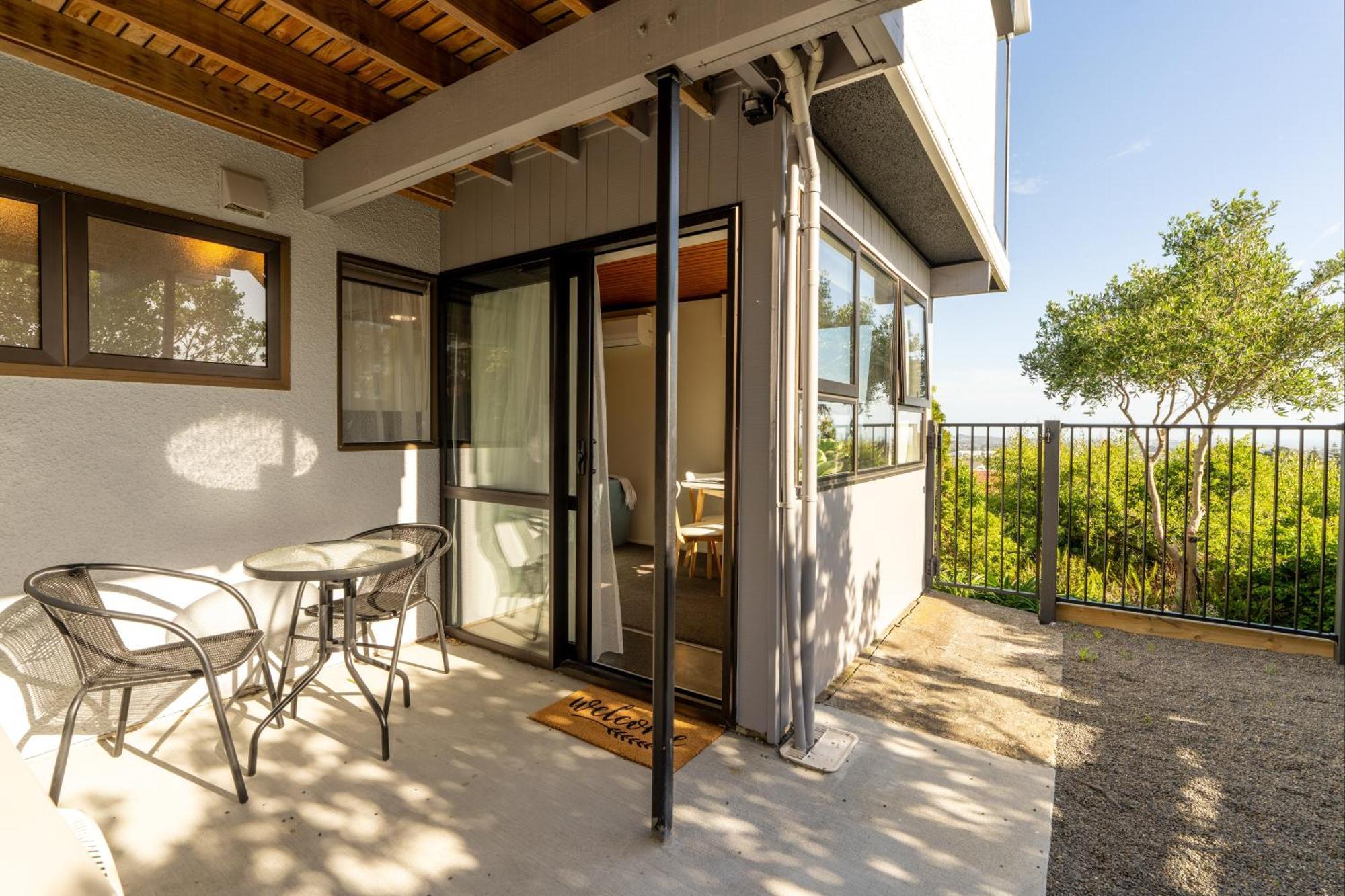 Cosy Unit With Incredible Views & Sky Tv Whanganui Exterior foto